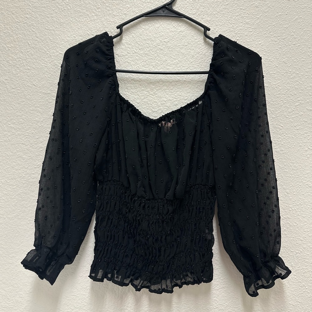 Rabbit Rose | Medium | Black